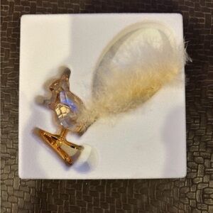 Swarovski Crystal Winter Squirrel Clip Ornament Feather with box, mint condition